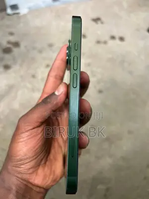 Apple iPhone 13 128 GB Green