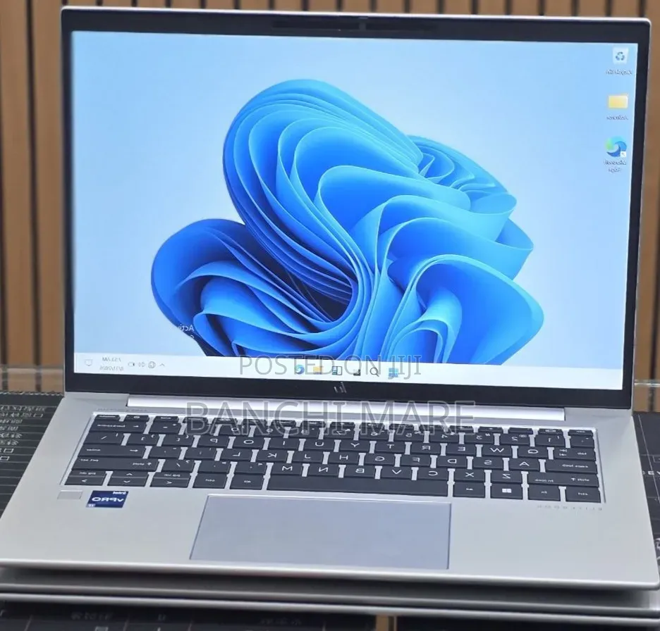 New Laptop HP EliteBook 840 G9 16GB Intel Core i7 SSD 512GB