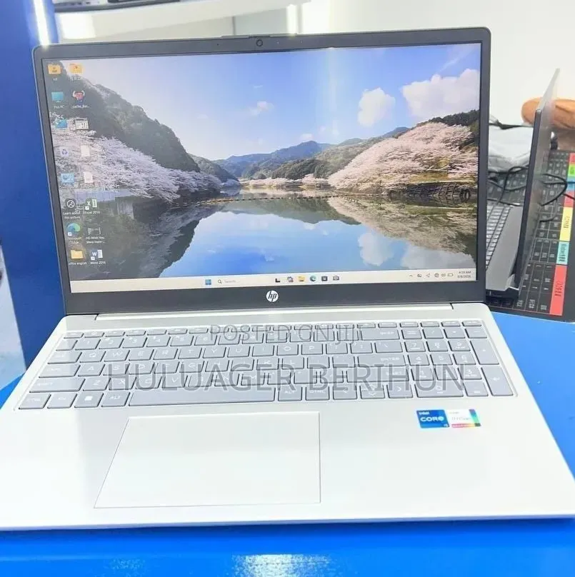 New Laptop HP Stream Notebook 16GB Intel Core i5 SSD 512GB