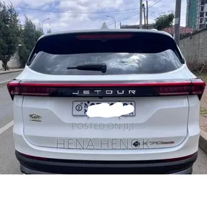 Jetour X70 Plus 2022 White
