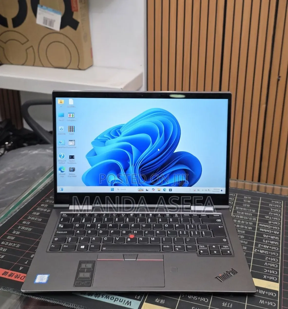 New Laptop Lenovo ThinkPad X1 Yoga 16GB Intel Core i7 SSD 512GB