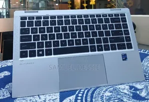 New Laptop HP EliteBook 1040 G8 16GB Intel Core i5 SSD 512GB