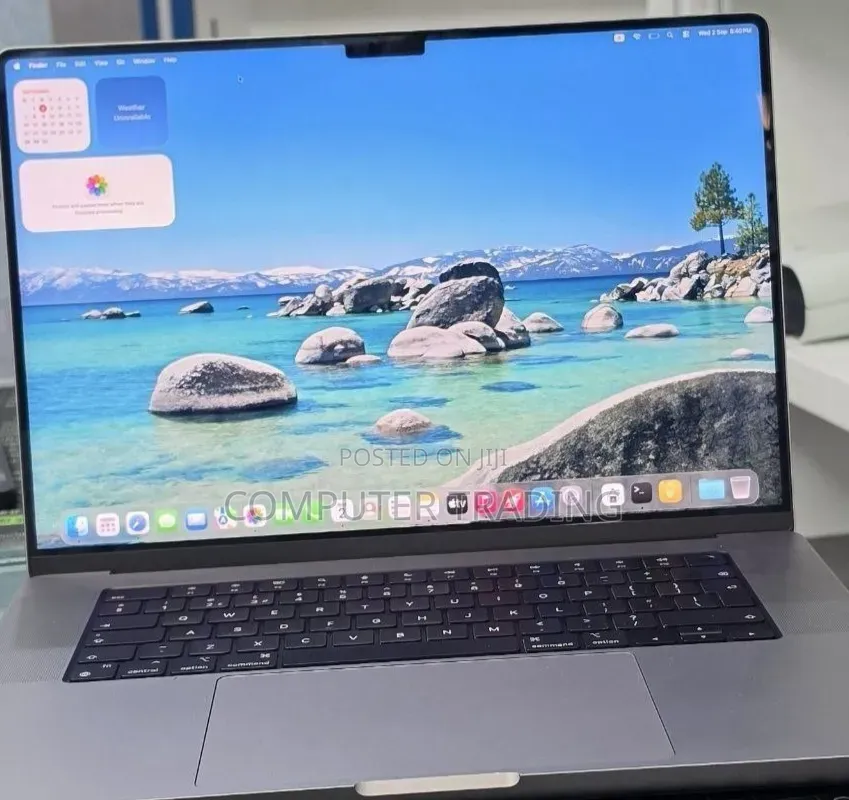 New Laptop Apple MacBook Pro 2021 M1 32GB Intel Core i7 SSD 512GB