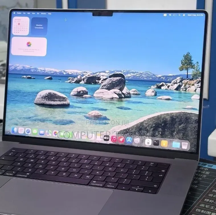 New Laptop Apple MacBook Pro 2021 M1 32GB Intel Core i7 SSD 512GB