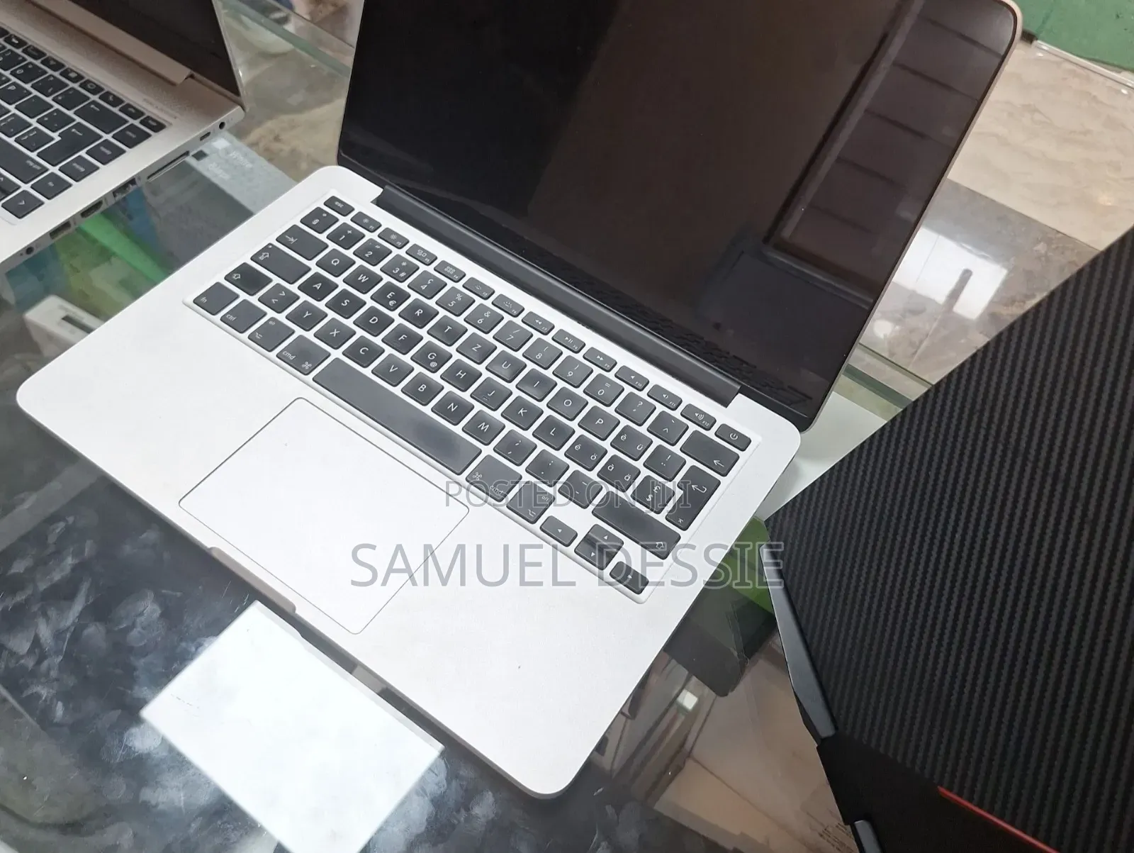 New Laptop Apple MacBook Pro 2015 16GB Intel Core i5 SSD 256GB