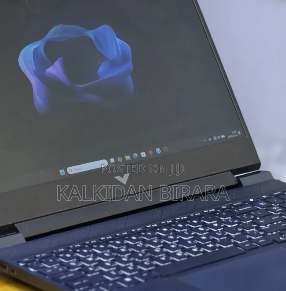 New Laptop HP Pavilion Gaming 15 2019 8GB Intel Core i5 SSD 512GB