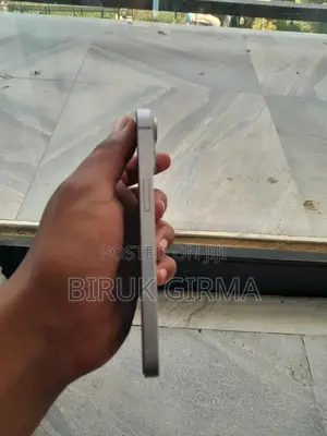 New Apple iPhone 14 128 GB White