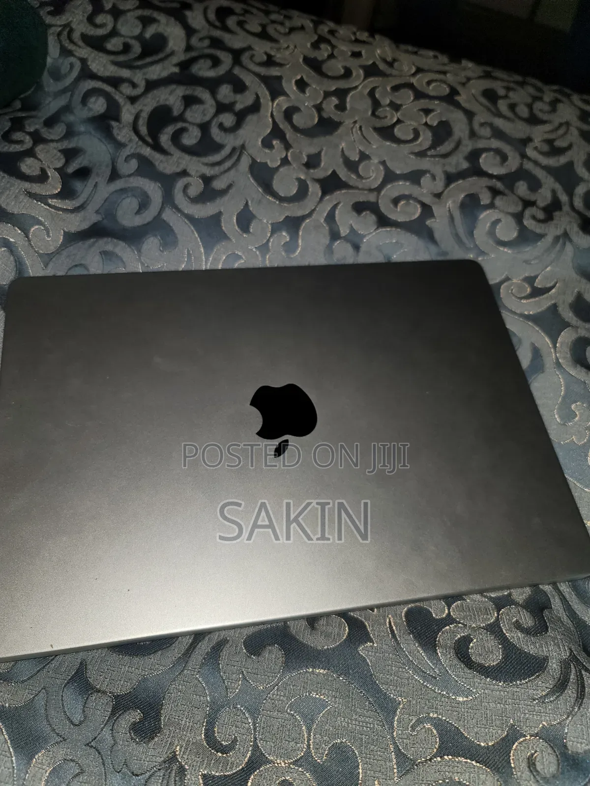 New Laptop Apple MacBook Pro 2023 M3 8GB Apple M3 SSD 512GB