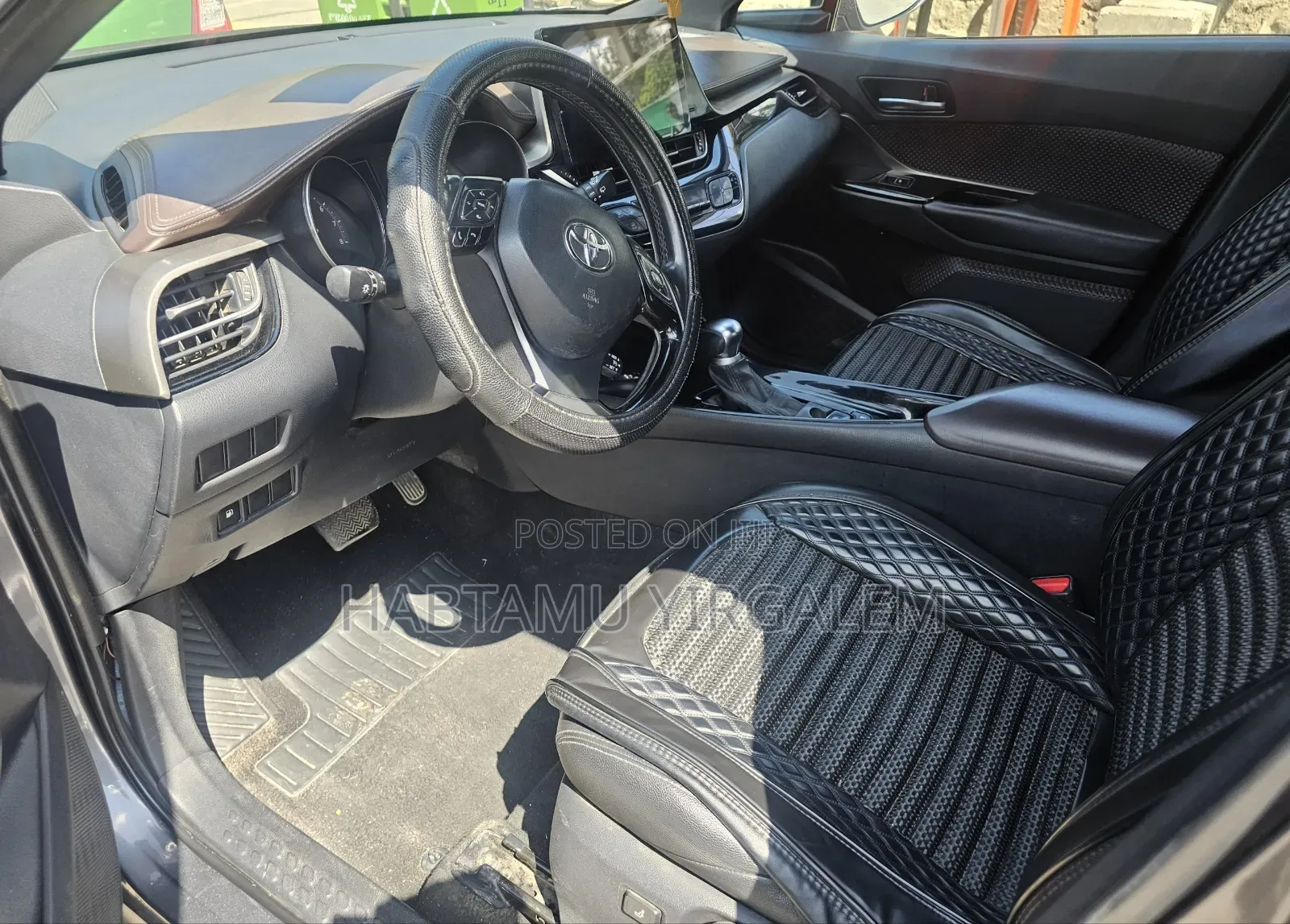Toyota C-HR 2020 Gray