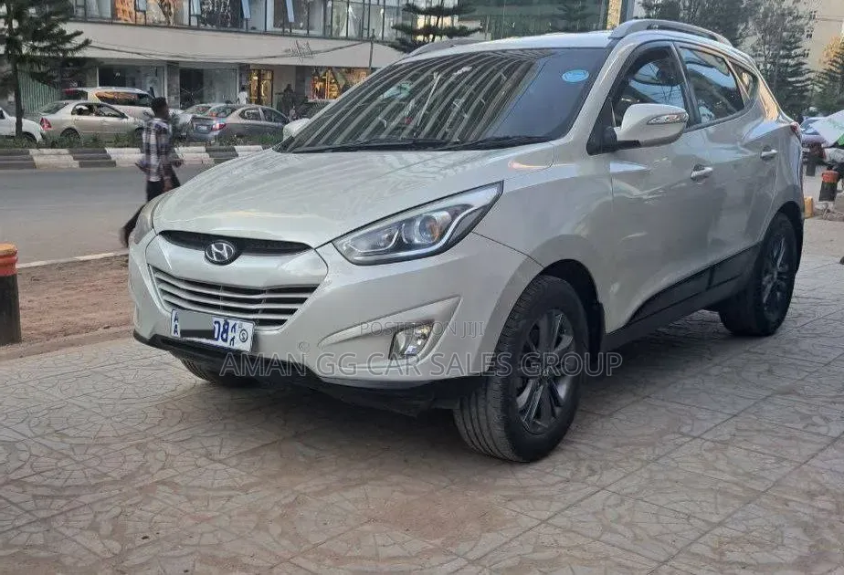 Hyundai Tucson 2015 White