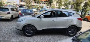 Hyundai Tucson 2015 White
