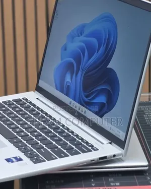 New Laptop HP EliteBook 840 G10 16GB Intel Core i7 SSD 512GB