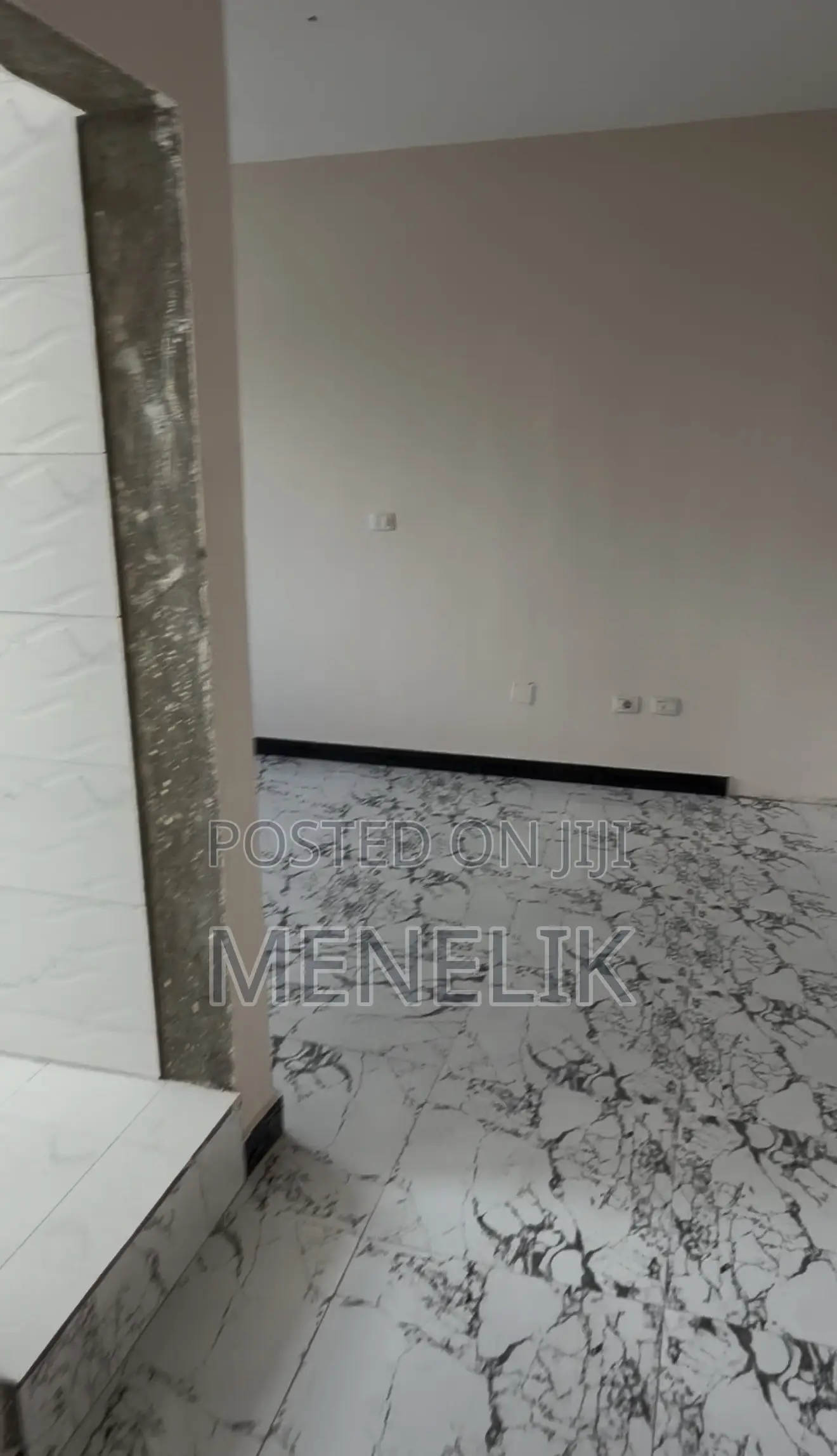 Furnished 3bdrm Apartment in Akaky Kaliti for sale