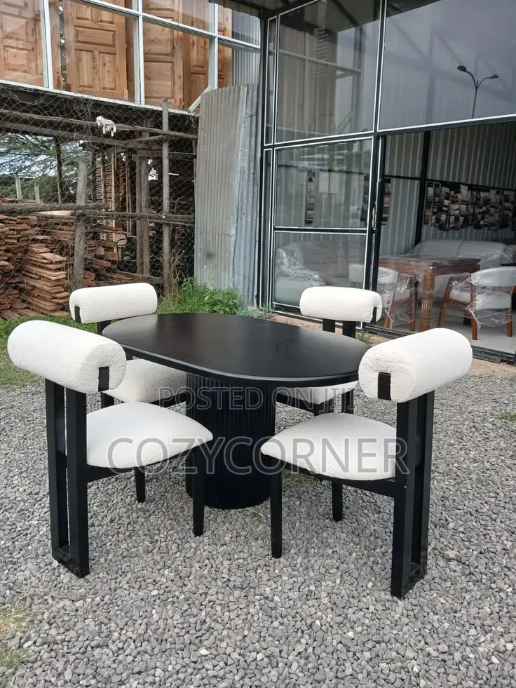 Order 4 Seater Dining Table With New Perspective. የመመገቢያ ጠረጴዛ