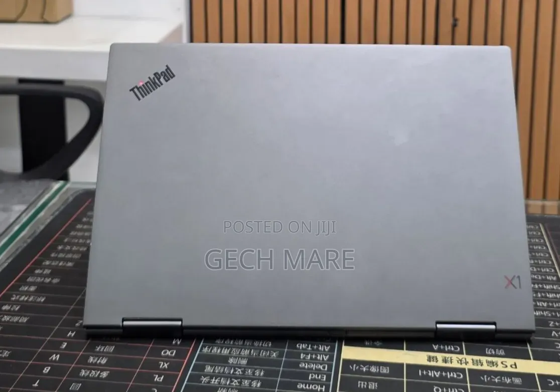 New Laptop Lenovo Yoga 7i 16GB Intel Core i7 SSD 512GB