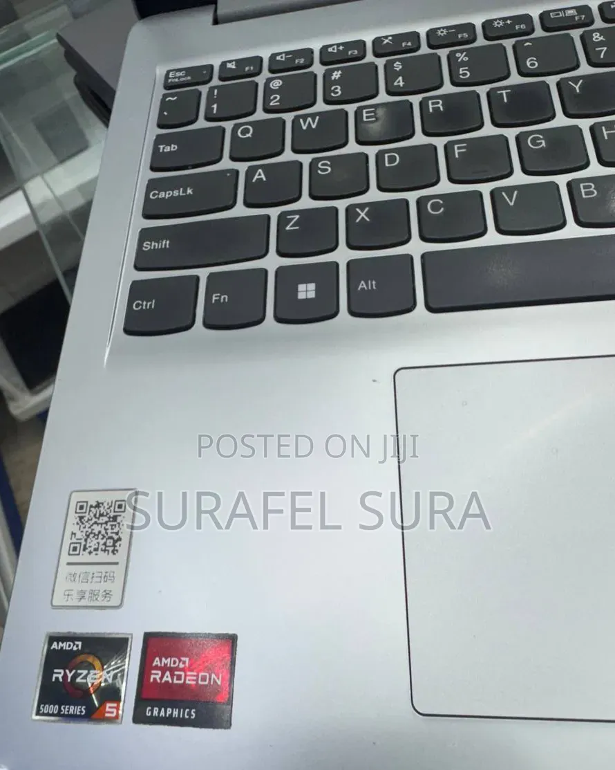 New Laptop Lenovo IdeaPad 1 8GB AMD Ryzen 5 SSD 512GB