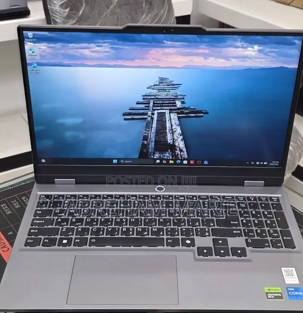 New Laptop Lenovo LOQ 15AHP10 8GB Intel Core i5 SSD 512GB