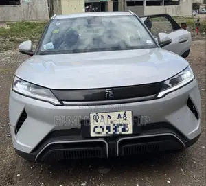 BYD Yuan Up 2025 Silver