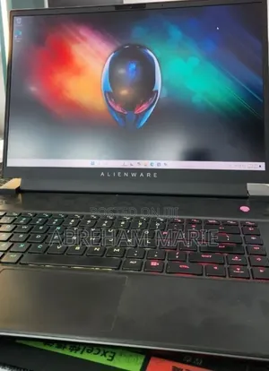 New Laptop Alienware M16 r1 16GB AMD Ryzen 9 SSD 1T