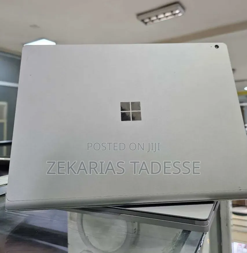 New Laptop Microsoft Surface Book 3 16GB Intel Core i7 SSD 256GB