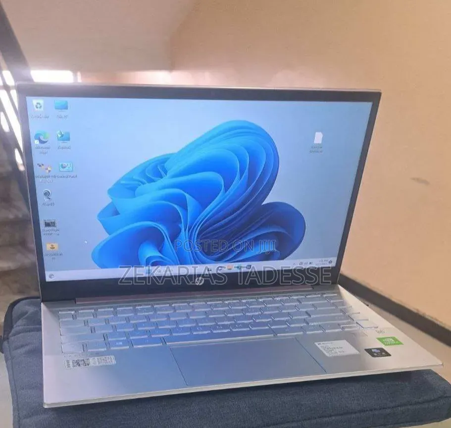 New Laptop Microsoft Surface Book 3 16GB Intel Core i7 SSD 256GB