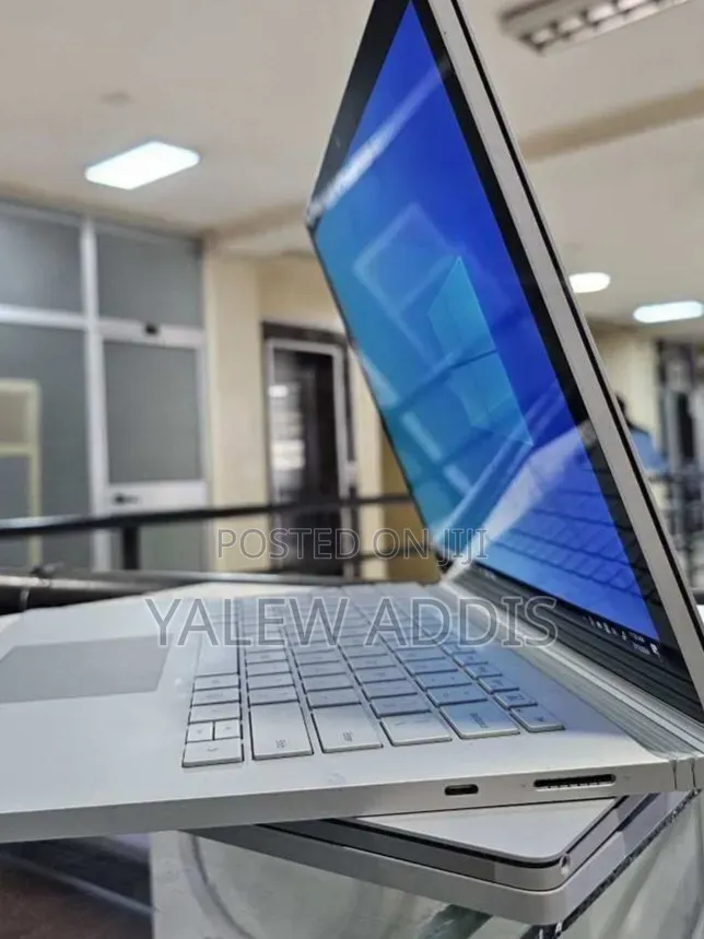 New Laptop Microsoft Surface Book 3 16GB Intel Core i7 SSD 512GB