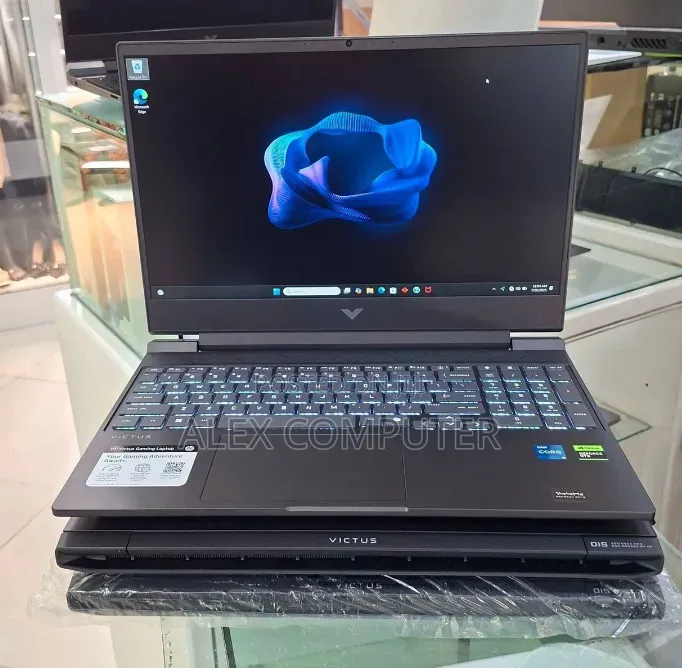 New Laptop HP Victus 15 16GB Intel Core i5 SSD 1T