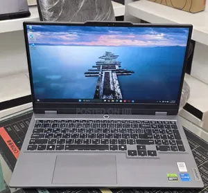 New Laptop Lenovo LOQ 15IRH8 8GB Intel Core i5 SSD 512GB