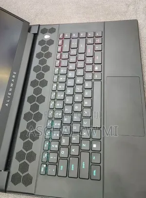 New Laptop Alienware M16 R1 16GB AMD Ryzen 9 SSD 1T