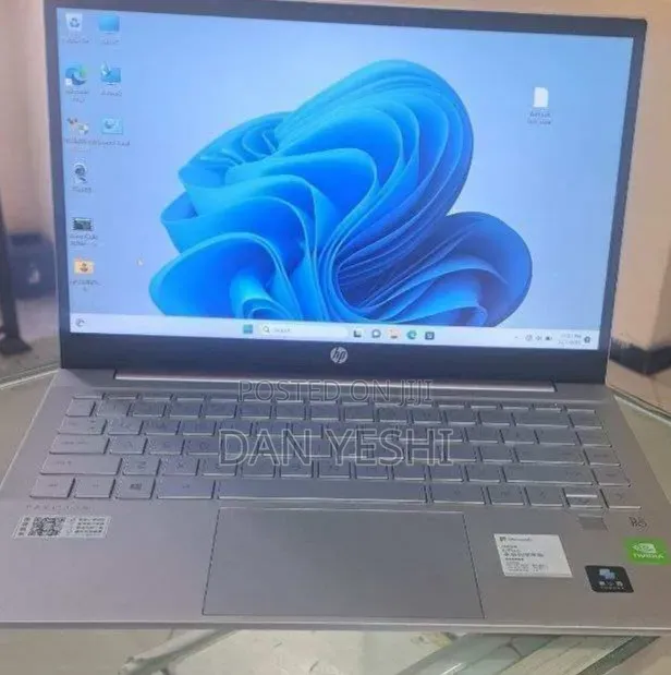 New Laptop HP Pavilion 14 16GB Intel Core i5 SSD 512GB
