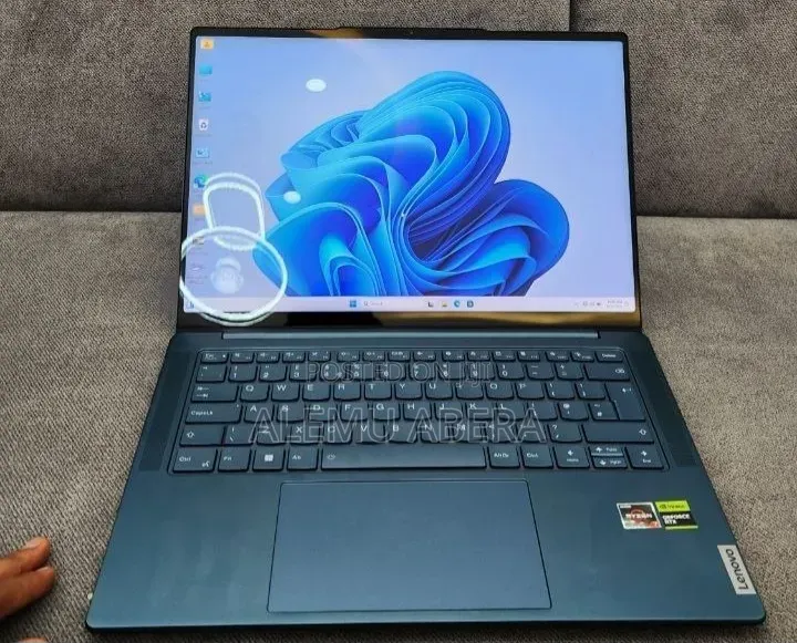 New Laptop Lenovo Yoga 7 15ITL5 16GB AMD Ryzen 7 SSD 512GB