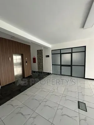 Furnished 20bdrm Apartment in መስቀል ፍላወር, Bole for sale