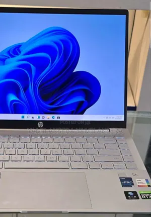New Laptop HP Pavilion 14 16GB Intel Core i7 SSD 512GB