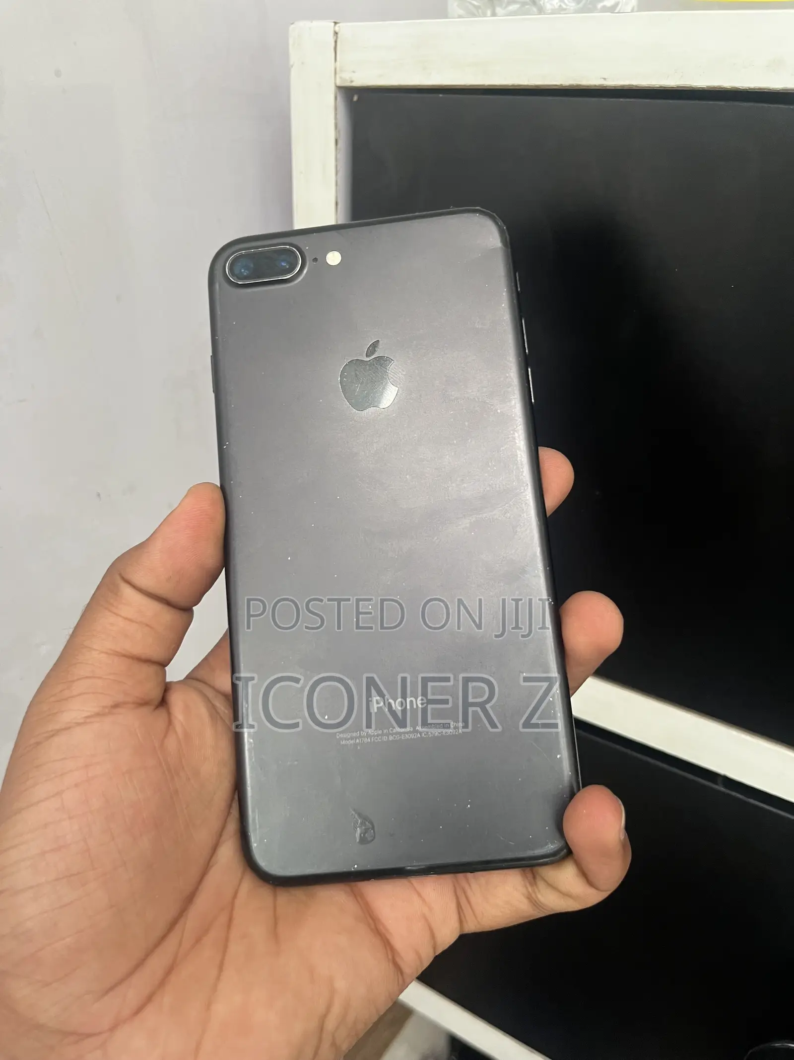 Apple iPhone 7 Plus 32 GB Black