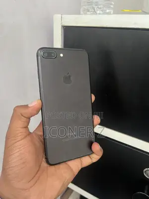 Apple iPhone 7 Plus 32 GB Black