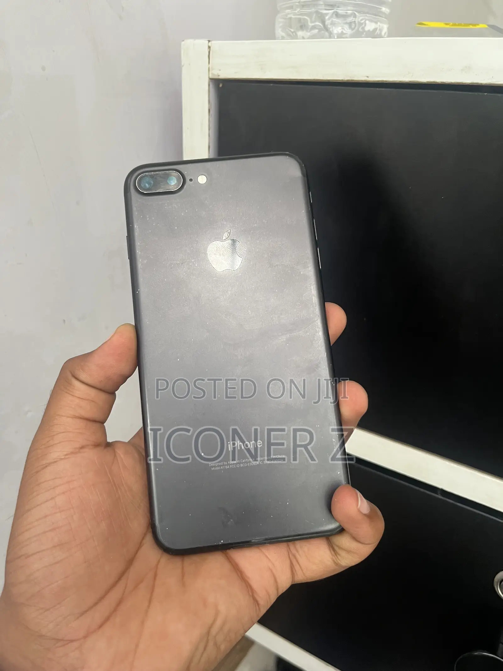 Apple iPhone 7 Plus 32 GB Black