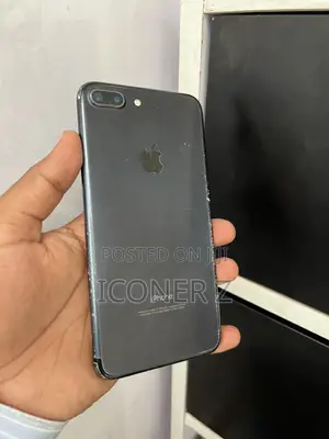 Apple iPhone 7 Plus 32 GB Black