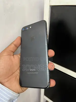 Apple iPhone 7 Plus 32 GB Black