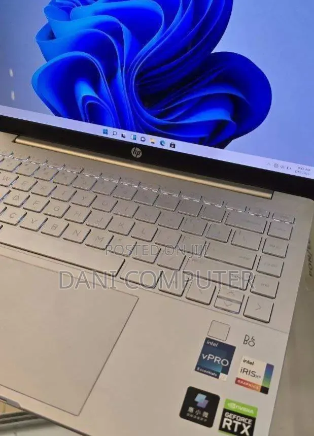 New Laptop HP Pavilion 14 16GB Intel Core i7 SSD 512GB