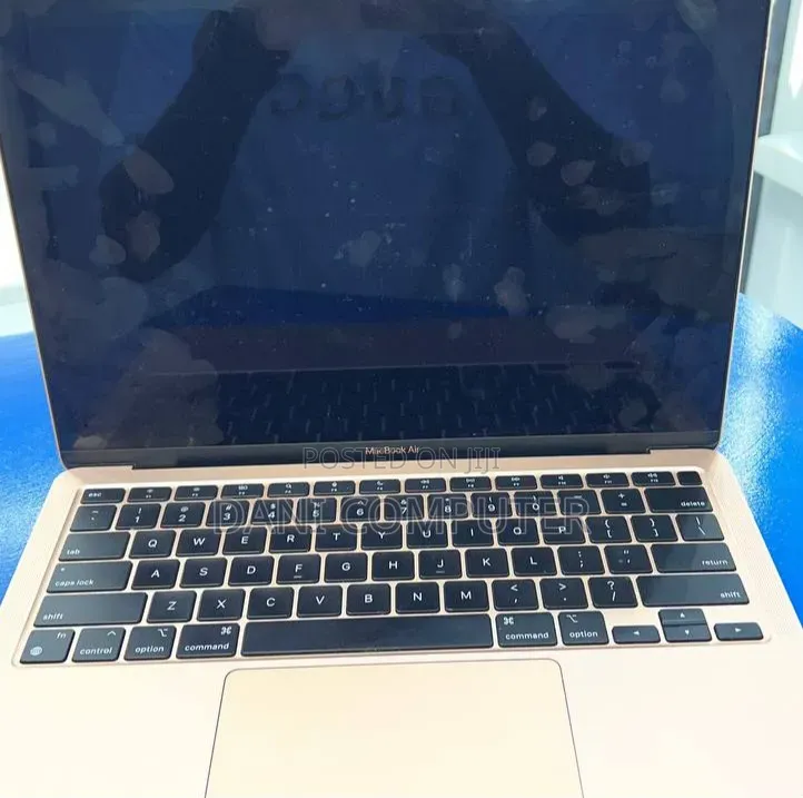New Laptop Apple MacBook Air 2020 M1 8GB Apple M1 SSD 256GB