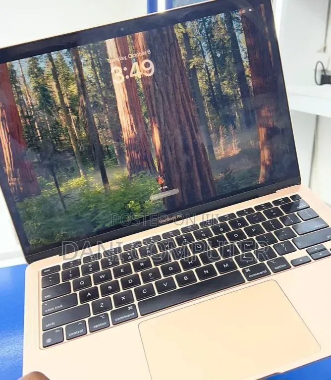 New Laptop Apple MacBook Air 2020 M1 8GB Apple M1 SSD 256GB