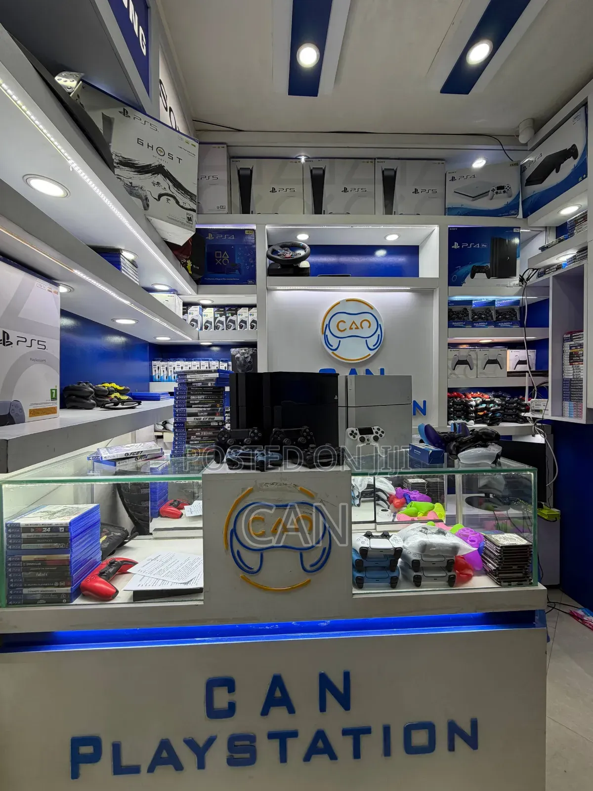 Sony PlayStation 4 - Fat Model - Jailbreak Version - / ሙሉ አክሰሰሪ /