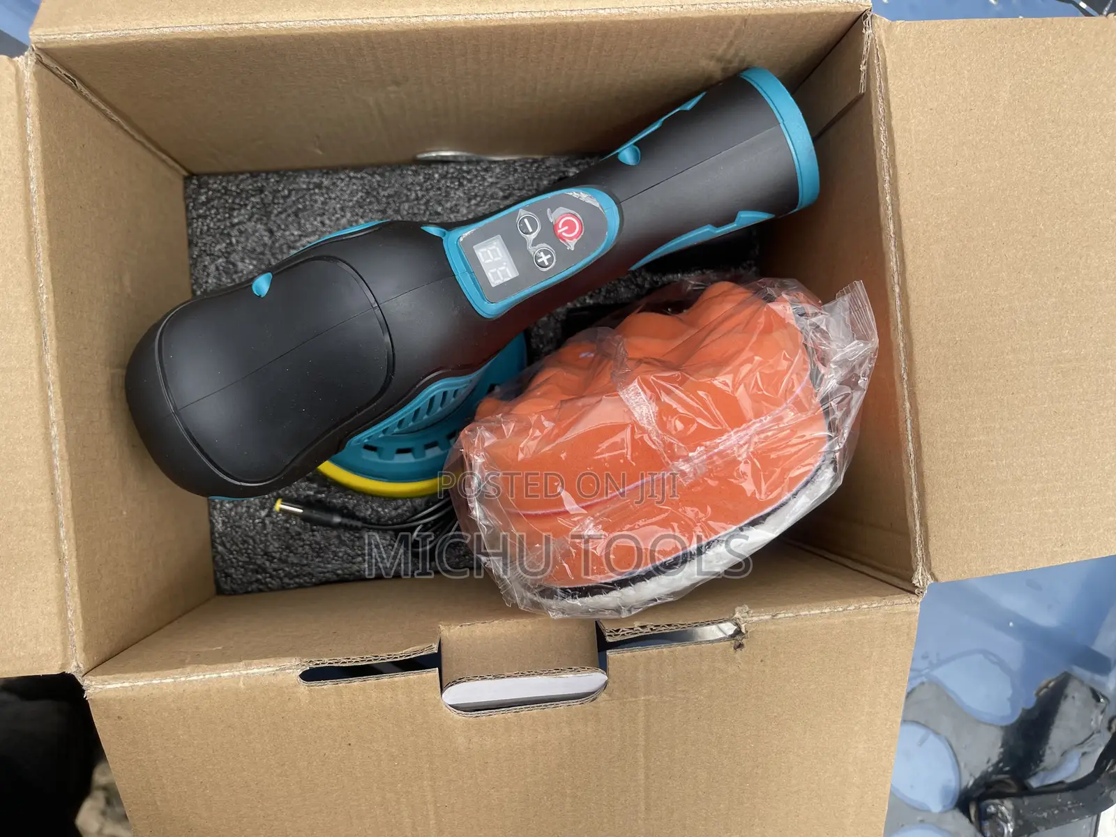 Chargeable Car Polisher