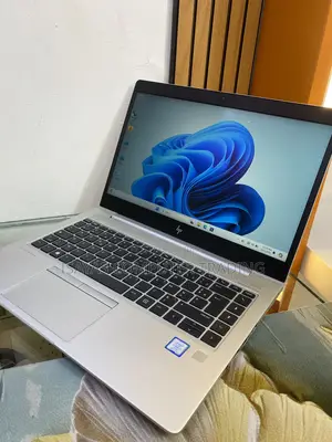 New Laptop HP EliteBook 840 G5 8GB Intel Core i7 SSD 512GB