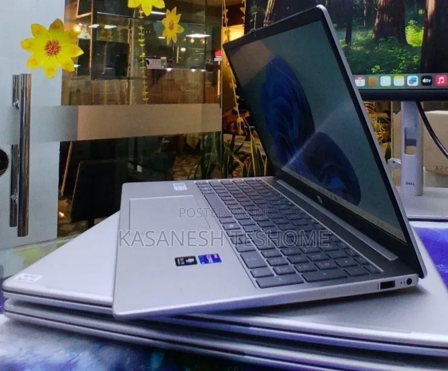 New Laptop HP Stream Notebook 16GB Intel Core i7 SSD 1T
