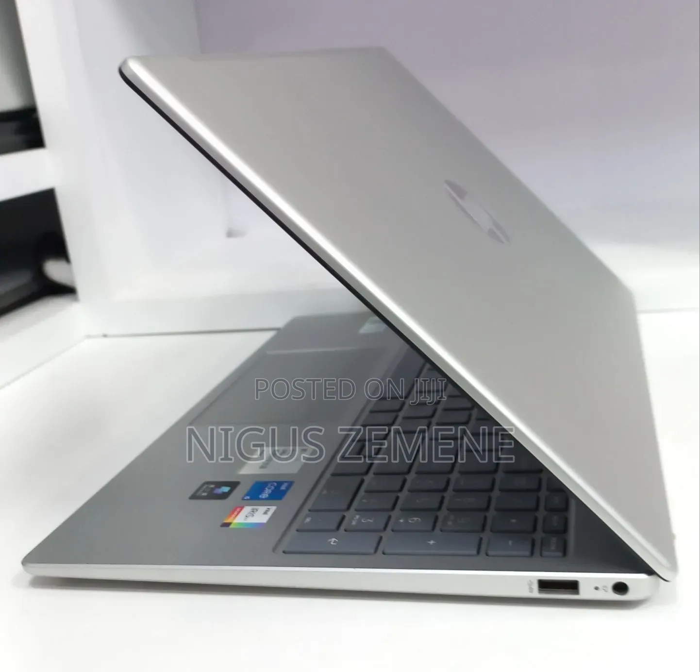 New Laptop HP Stream Notebook 16GB Intel Core i5 SSD 1T