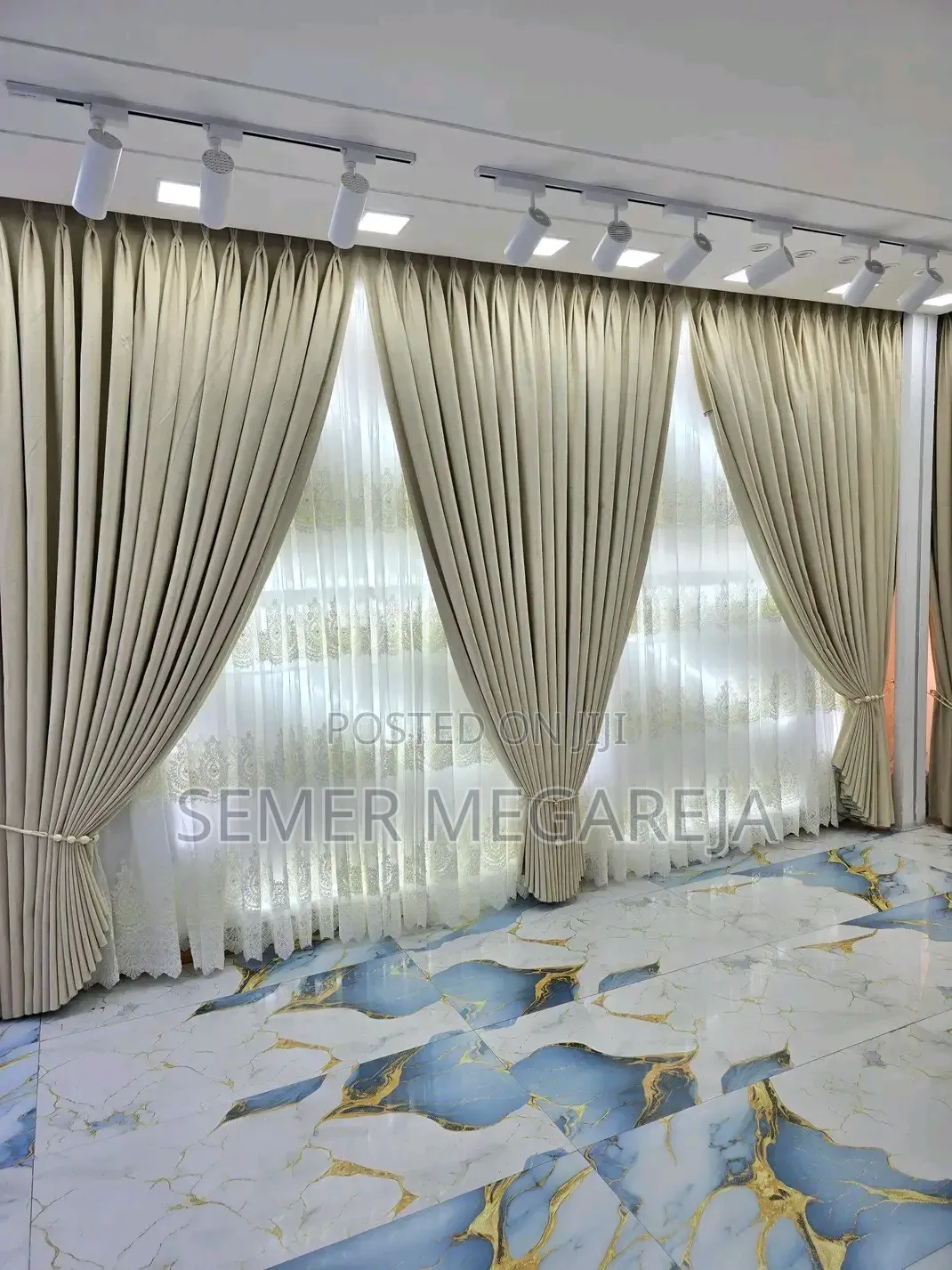 Semer Curtain