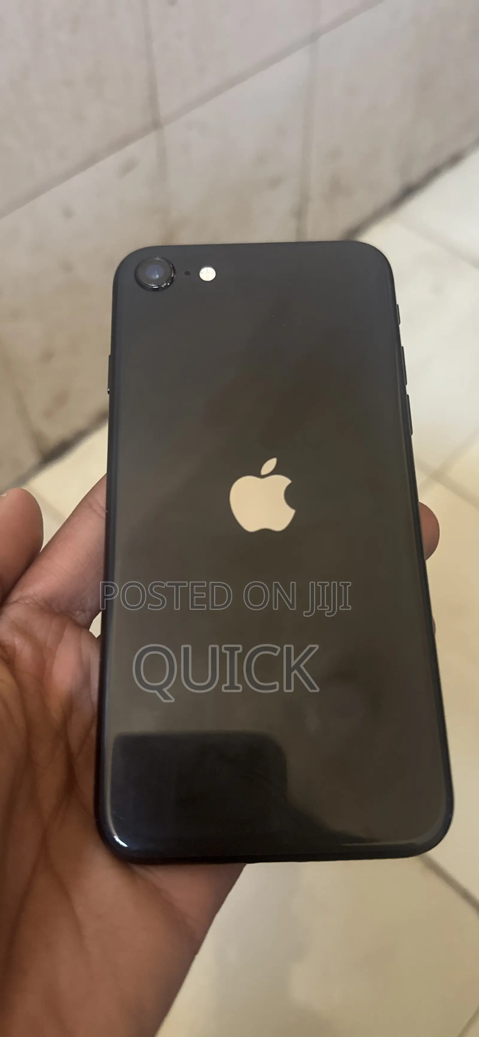 Apple iPhone SE (2020) 64 GB Black
