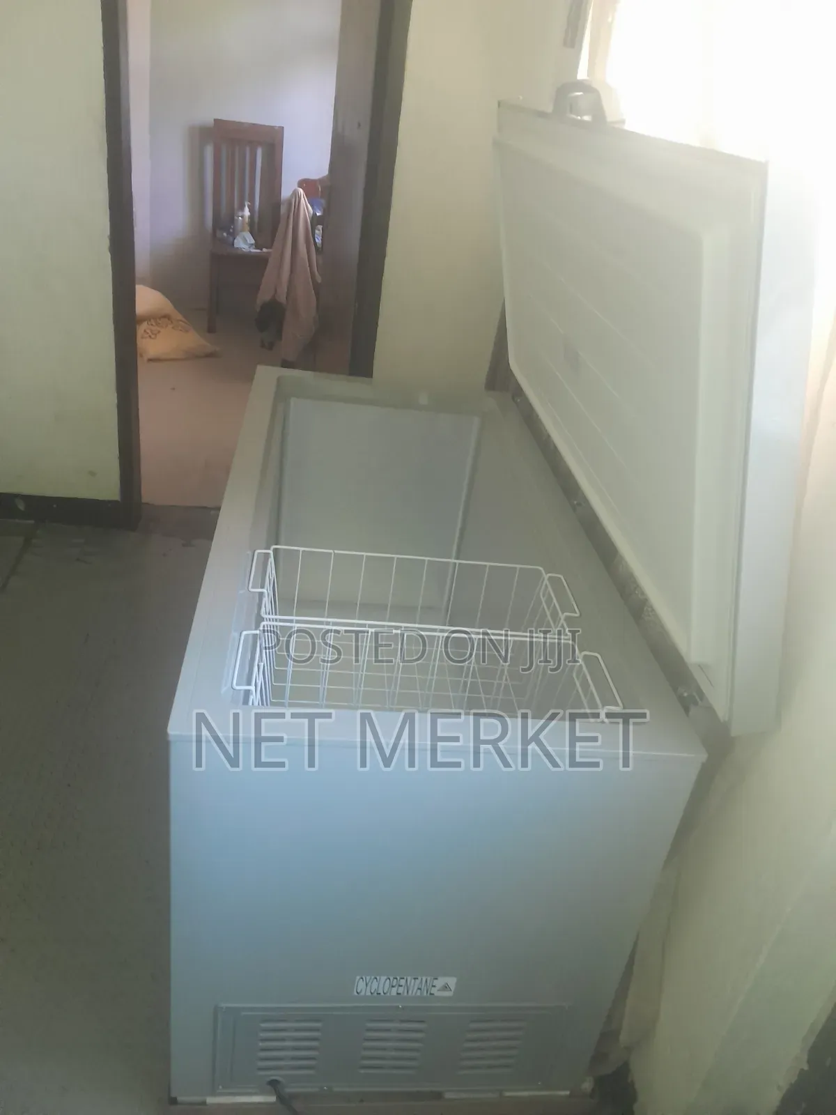 ይዘንላቹ የመጣነው የ Hisense 550 Liter Single Dor Almost New Used