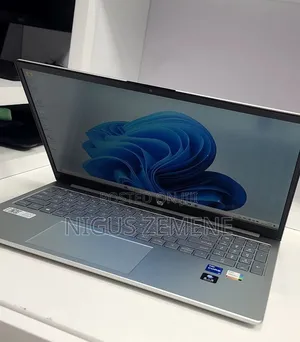New Laptop HP Stream Notebook 16GB Intel Core i7 SSD 1T